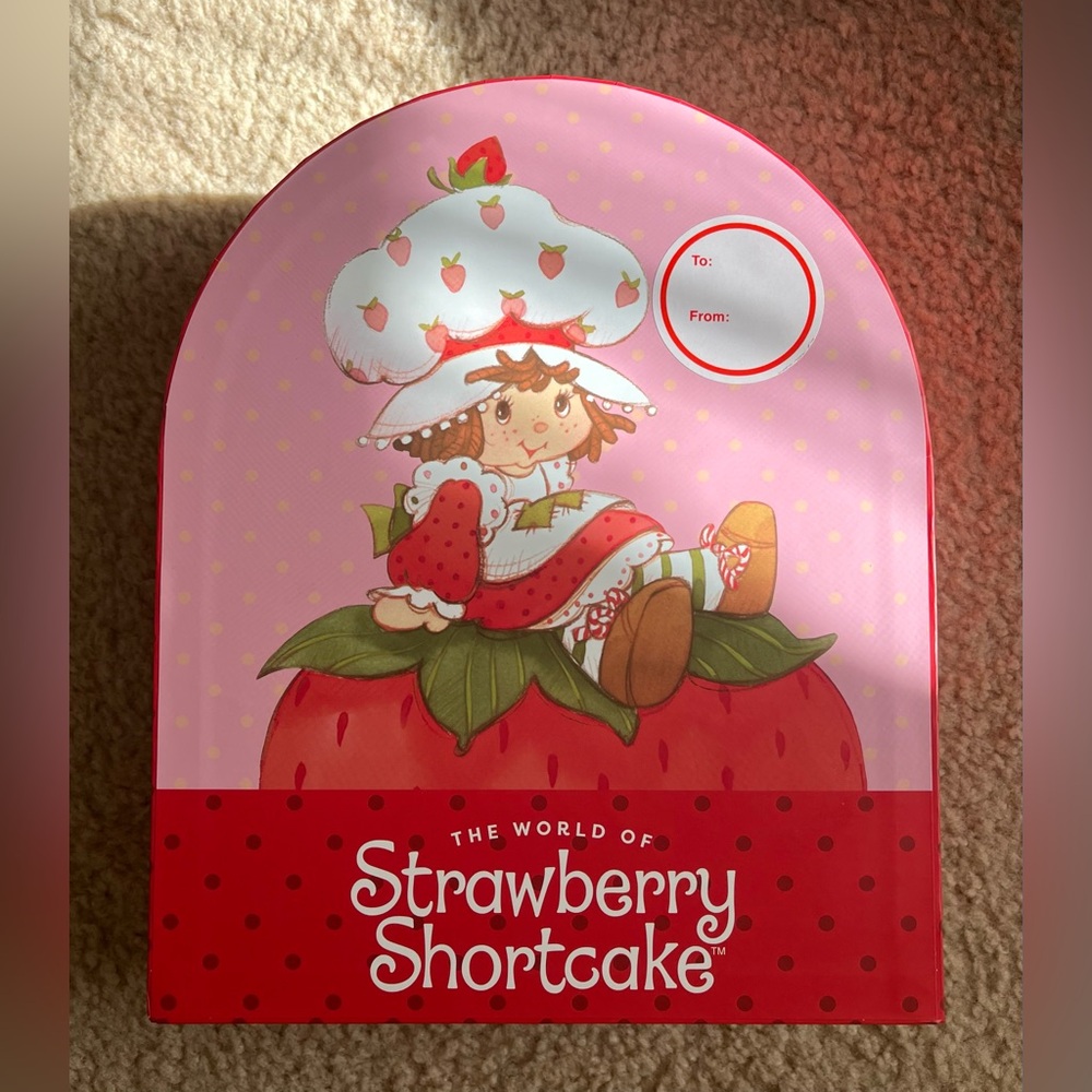 Strawberry Shortcake Pink Holiday Gift Box